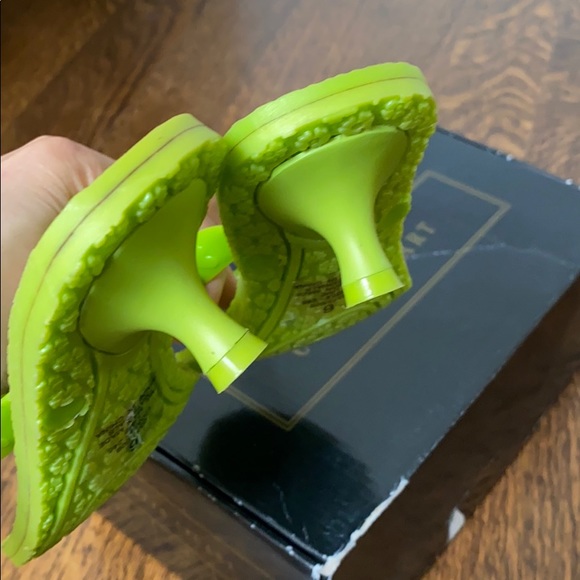 Colin Stuart - Half inch heel slippers - Picture 3 of 7